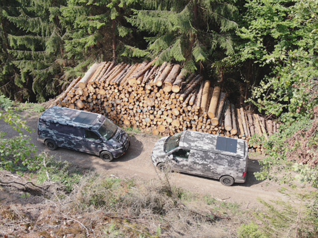 Sonntagsausflug ins Grüne – Treffen sich zwei SpaceCamper im Wald