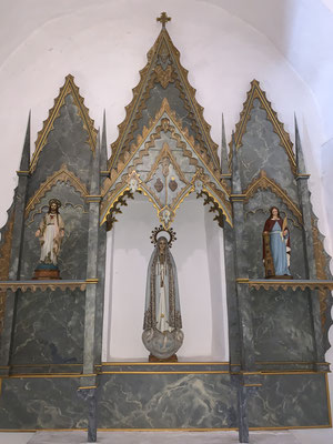 Madonna shrine in the Esglesia de Sant Carles de Peralta