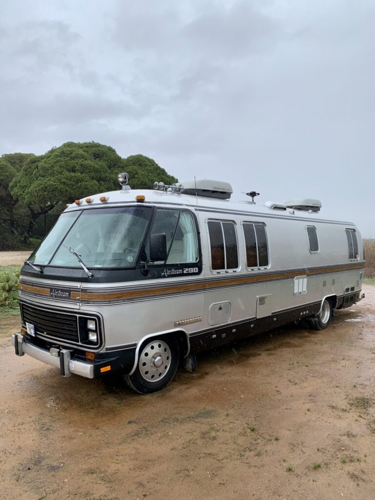 Camper Airstream 290