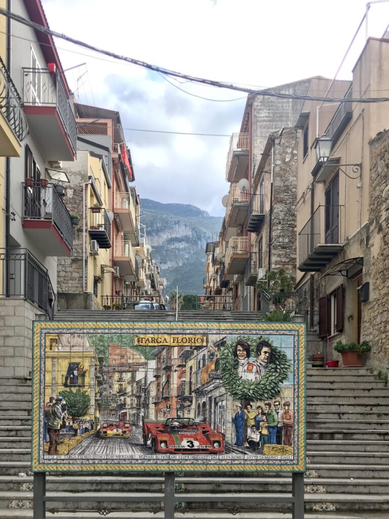Rennwagen Mosaik in Collesano