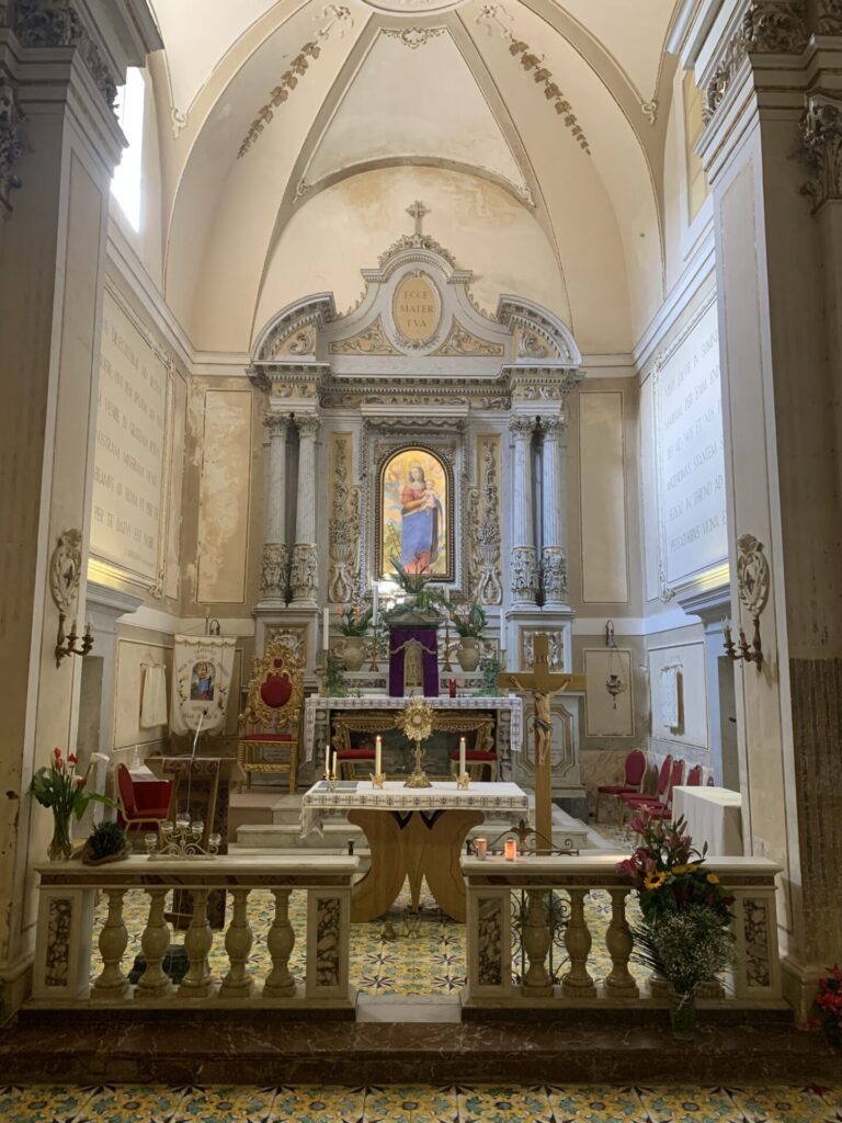 Das Santuario Santa Maria Scala del Paradiso