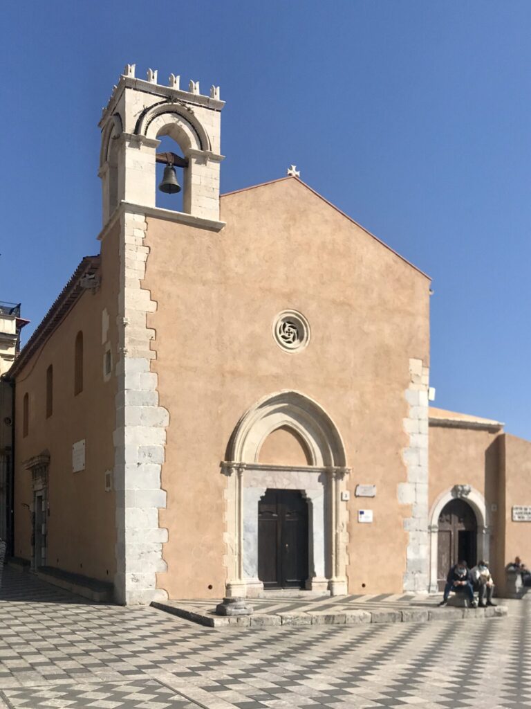 Une église à Taormine