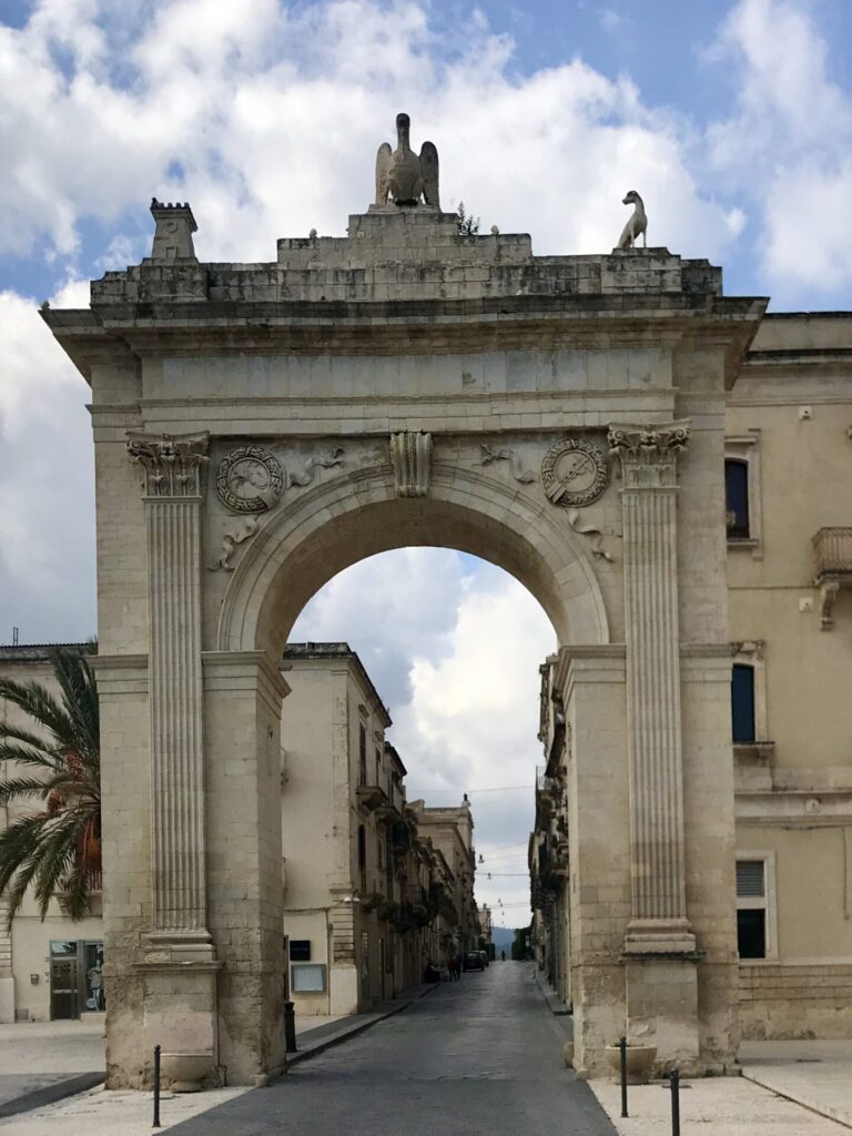 Porta Reale o Ferdinandea in Noto