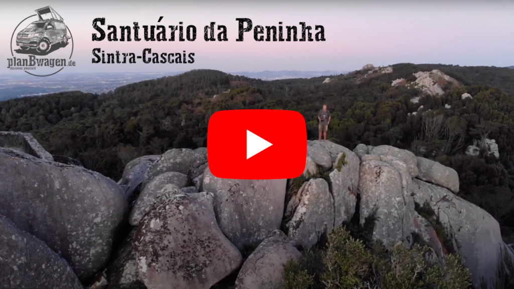 Santuário da Peninha, im Sintra-Gebirge, Naturpark Sintra-Cascais, Portugal, Distrikt Lissabon