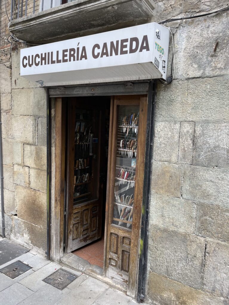 Messerladen in Pamplona