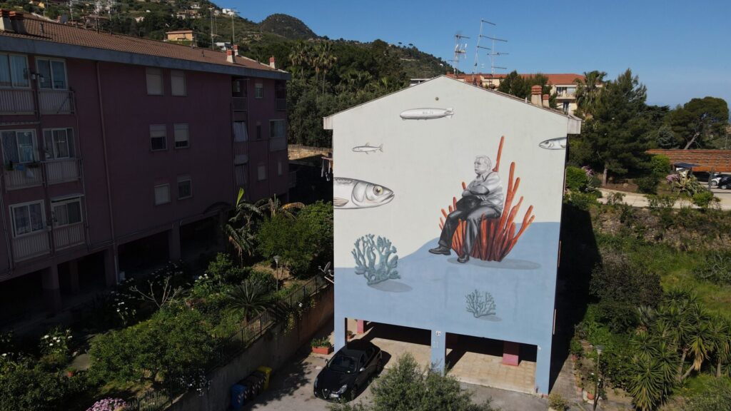 Cefalu Street Art, "Controcorrente", mural de Andrea Buglisi