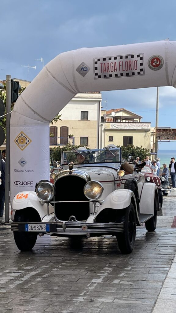 Targa Florio, Langstreckenrennen in Sizilien, schaffen von Vincenzo Florio
